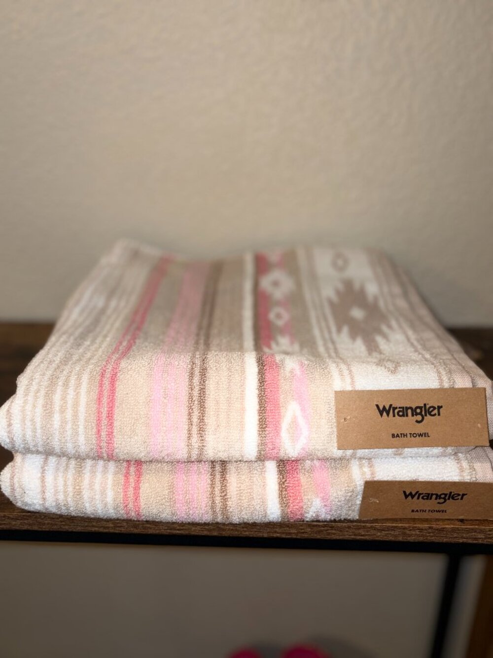 Wrangler Western Bath Towel Set 2 pc Pink Beige Aztec Stripe Cotton Towels NWT